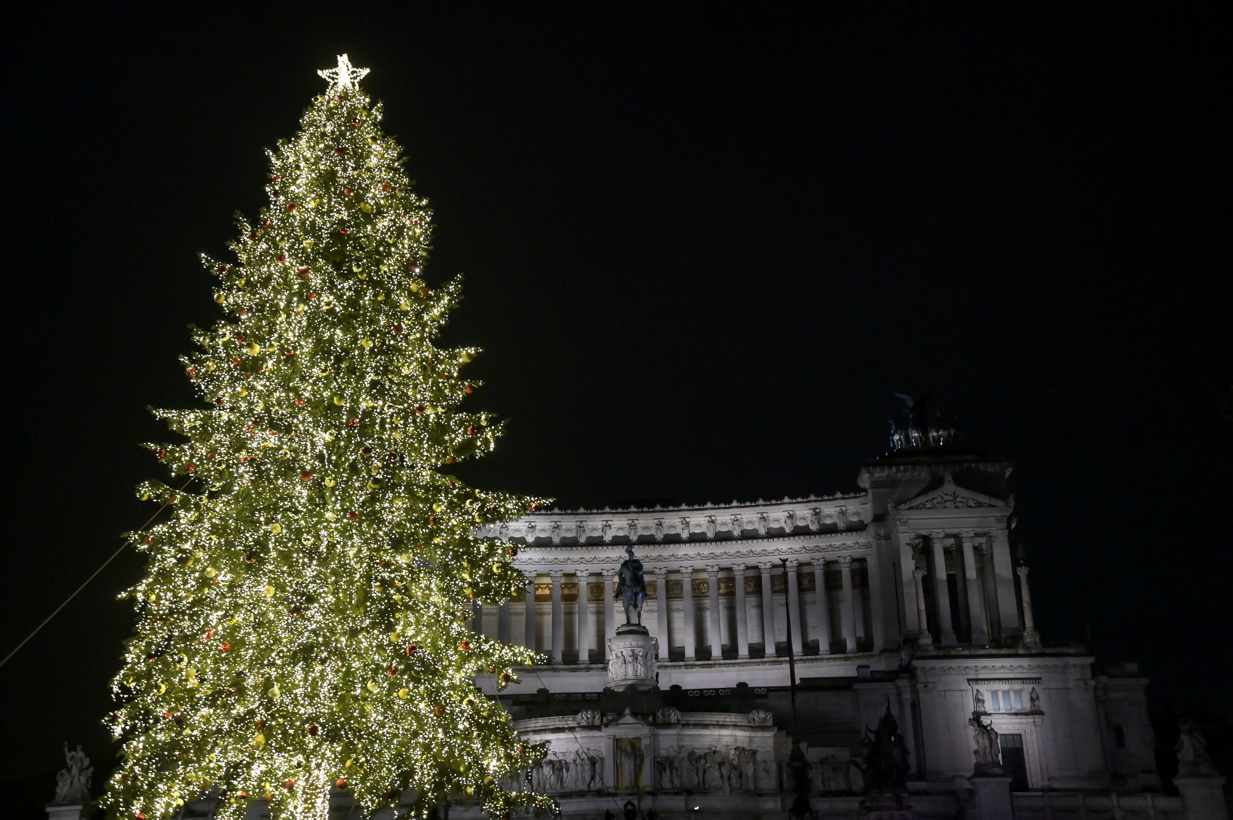 accensione albero natale roma_imagoeconomica2020.jpg