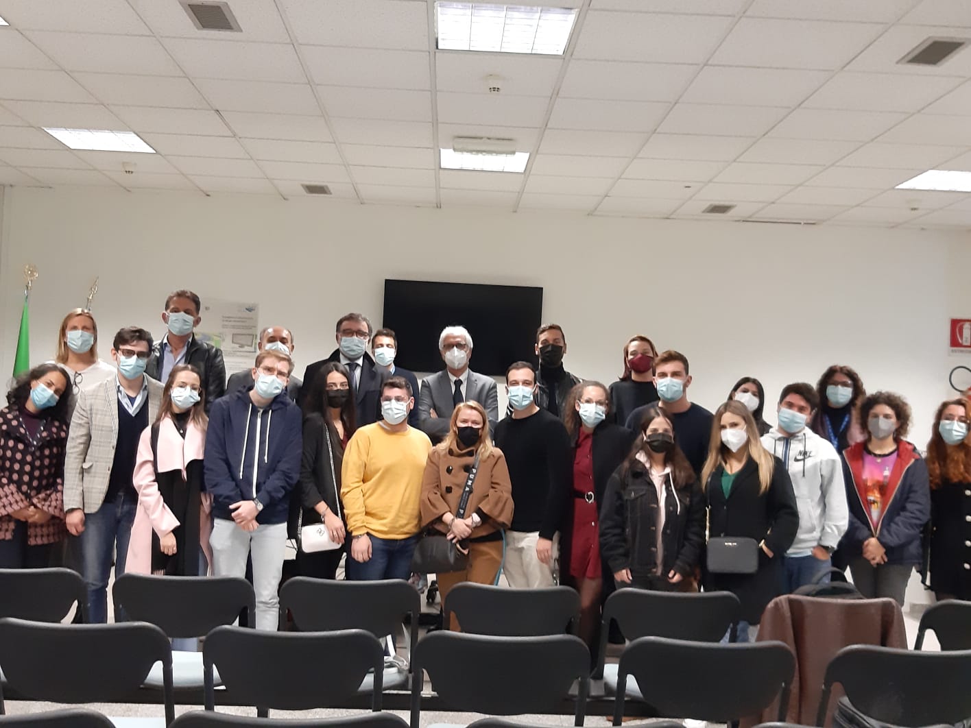 Gruppo di lavoro studenti università di Bari gara d'appalto (foto Anas) Gruppo di lavoro studenti università di Bari gara d'appalto (foto Anas)
