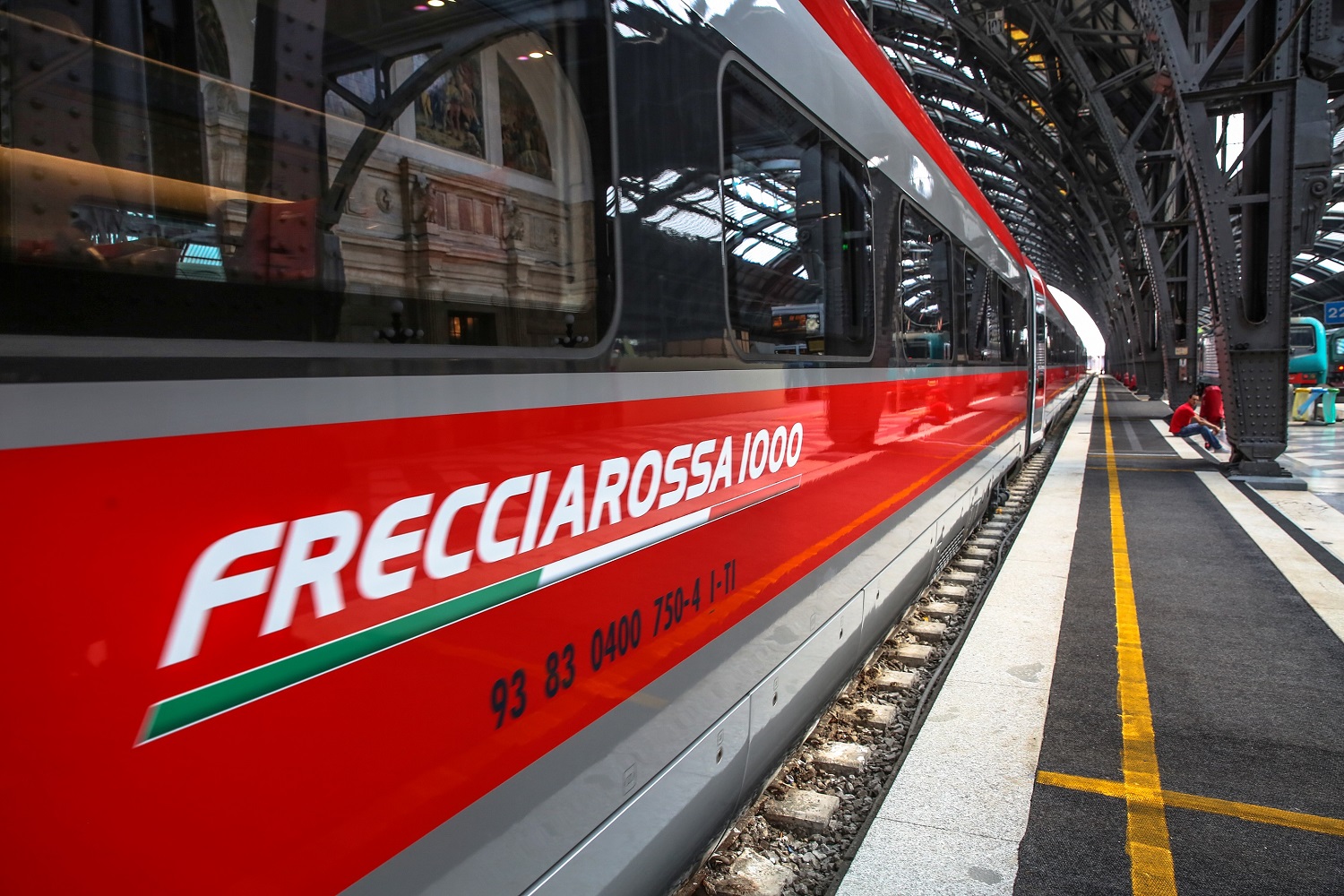 TRENO FRECCIAROSSA 1000_PRESS KIT FS.JPG