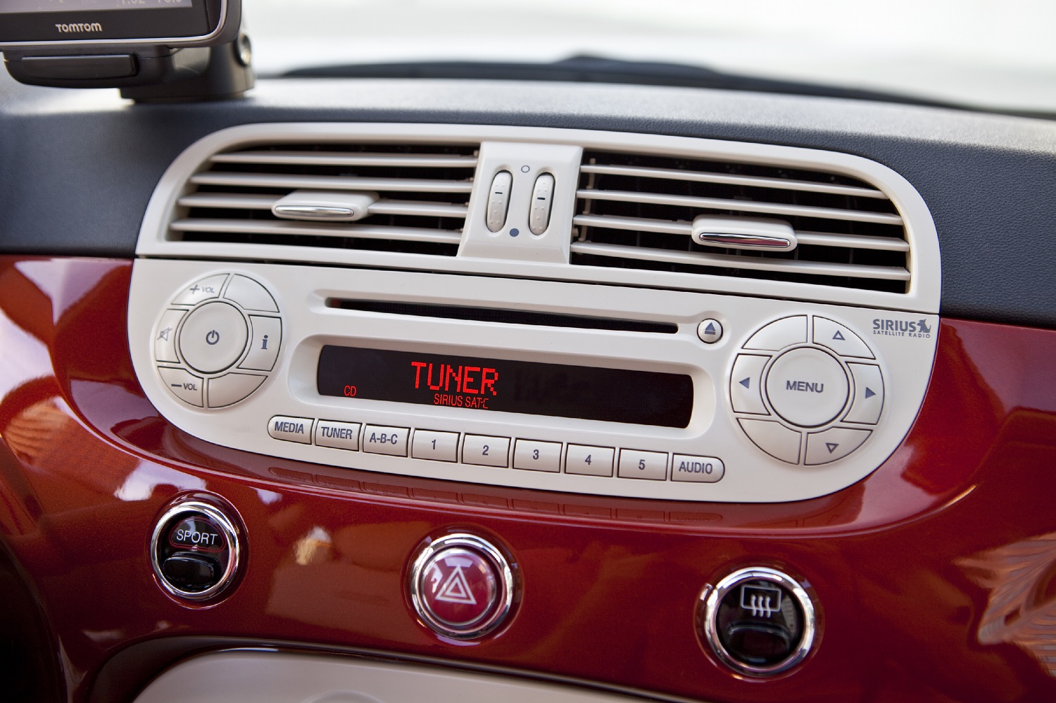 radio stereo auto_imagoeconomica2024.jpg