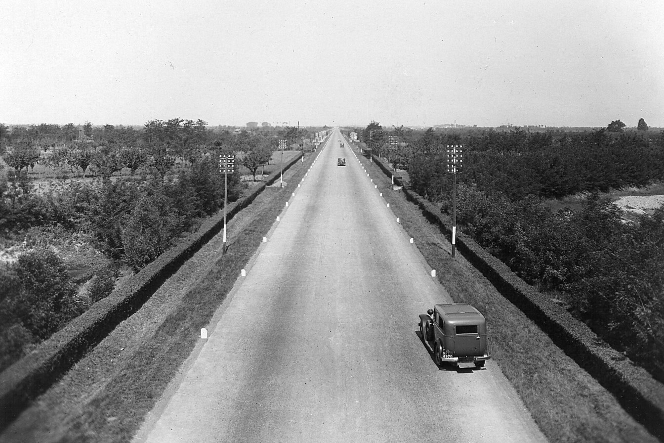 Autostrada Milano-Laghi (Archivio storico Anas) (2) Autostrada Milano-Laghi (Archivio storico Anas) (2)