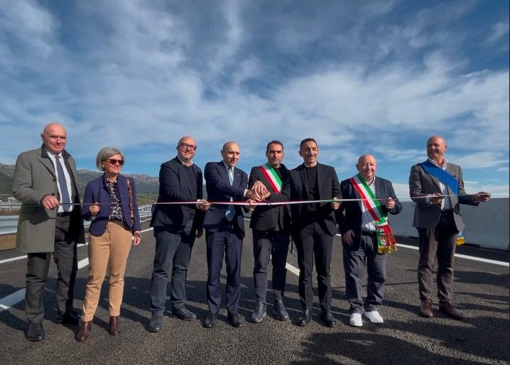 Apertura Viadotto Rio Mannu SS-OL (foto Anas).jpg Apertura Viadotto Rio Mannu SS-OL (foto Anas).jpg