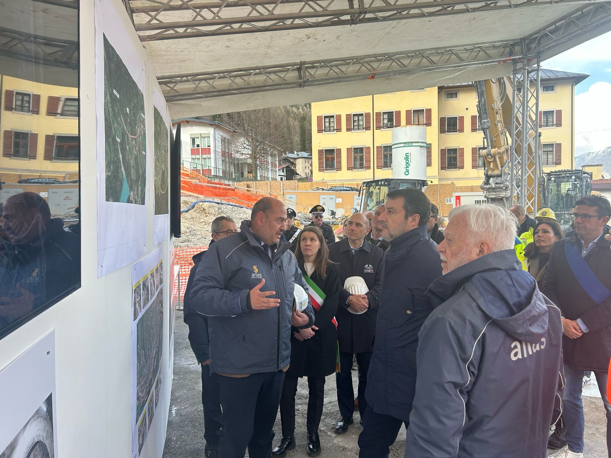 Sopralluogo Salvini Cortina 2 (foto Anas) Sopralluogo Salvini Cortina 2 (foto Anas)