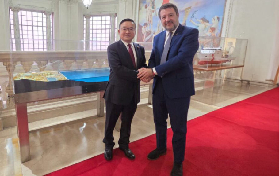 Infrastrutture, il Ministro Salvini incontra l'ambasciatore cinese