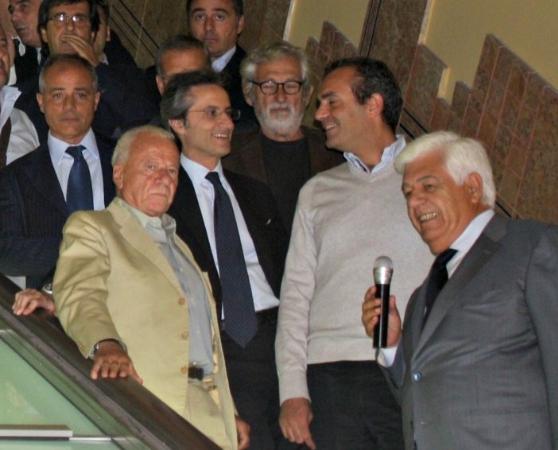 Inaugurazione stazione metro Toledo, Napoli, con Caldoro e De Magistris Inaugurazione stazione metro Toledo, Napoli, con Caldoro e De Magistris