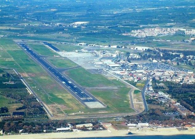 Aeroporto di Salerno Aeroporto di Salerno