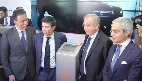 Lupi, consegna auto elettrica