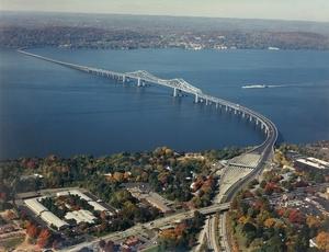 Tappan Zee Bridge sul fiume Hudson a New York