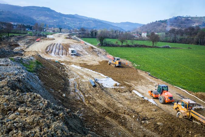 SS76, le gallerie Valico di Fossato, Madonnella e Le Silve SS76, le gallerie Valico di Fossato, Madonnella e Le Silve