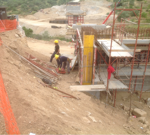 Cantieri per il ripristino della viabilità interessata dall'alluvione Cantieri per il ripristino della viabilità interessata dall'alluvione