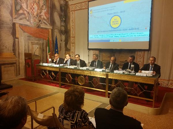 Convegno: Una rivoluzione tecnologica per la manutenzione delle strade Convegno: Una rivoluzione tecnologica per la manutenzione delle strade