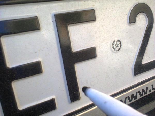 targa falsa targa falsa