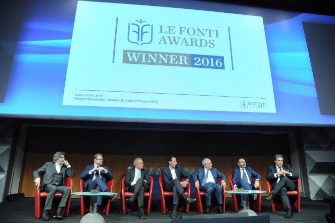 La cerimonia di consegna del "Premio Le Fonti"
