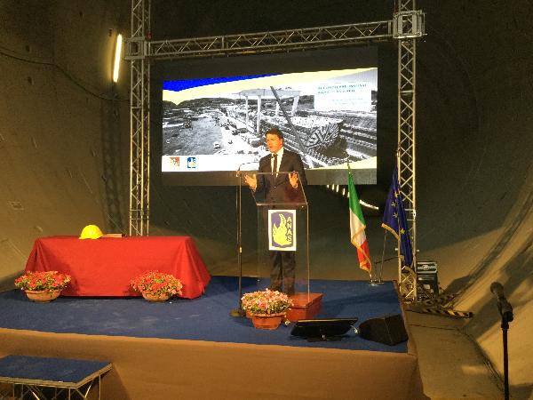 Presidente Renzi - Accordo Anas Sicilia