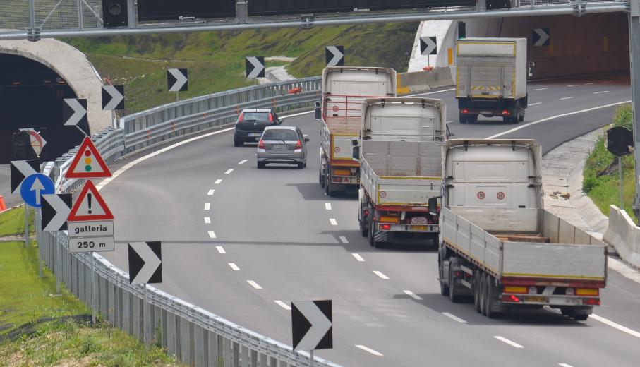 mezzi pesanti autostrada Anas