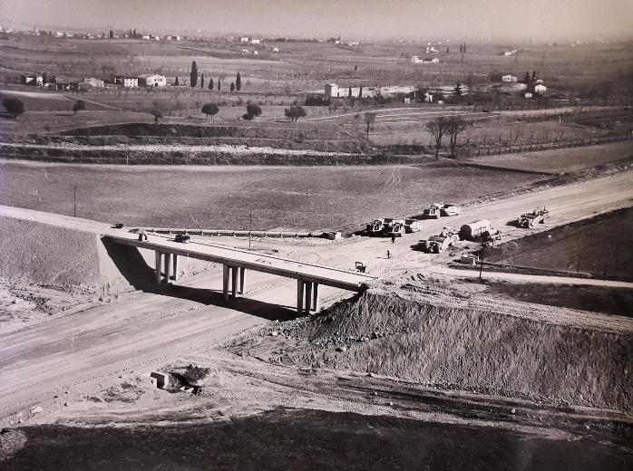 Autostrada A4 Brescia-Padova foto 1959 Autostrada A4 Brescia-Padova foto 1959