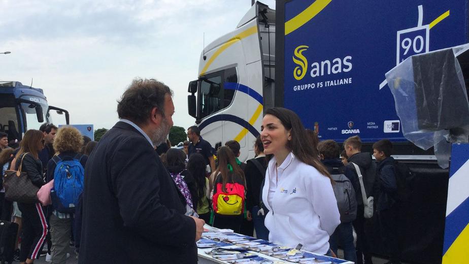 Il roadshow "Congiunzioni" a Salerno (Foto Archivio Anas) Il roadshow "Congiunzioni" a Salerno (Foto Archivio Anas)