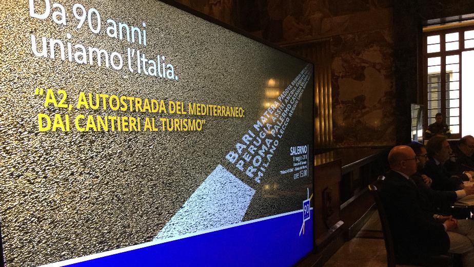 Il roadshow "Congiunzioni" a Salerno (Foto Archivio Anas) Il roadshow "Congiunzioni" a Salerno (Foto Archivio Anas)