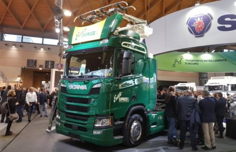 Tir come filobus (Fonte http://www.rinnovabili.it) Tir come filobus (Fonte http://www.rinnovabili.it)