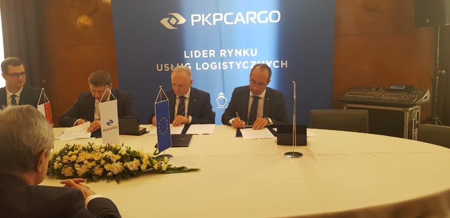 Firma accordo traffico merci Italia-Polonia