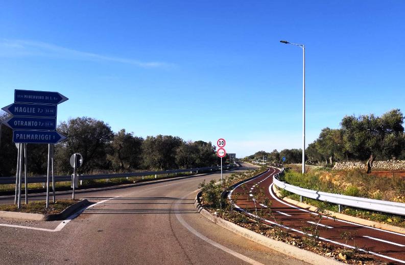 Pista ciclabile SS16 Pista ciclabile SS16