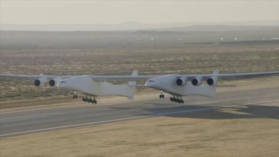 Stratolaunch mega aereo Stratolaunch mega aereo