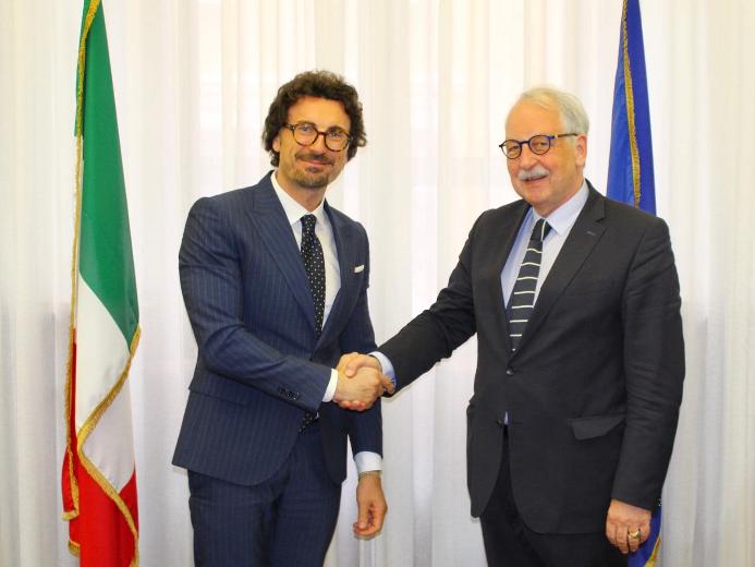Toninelli Toninelli