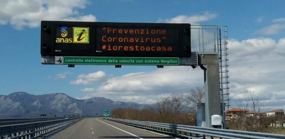 PMV iorestoacasa sulla A2 Autostrada del Mediterraneo PMV iorestoacasa sulla A2 Autostrada del Mediterraneo