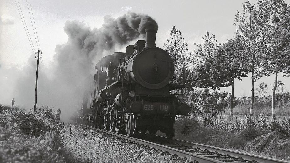 Locomotiva a vapore del gruppo 625 (fonte Ferrovie dello Stato Italiane)
