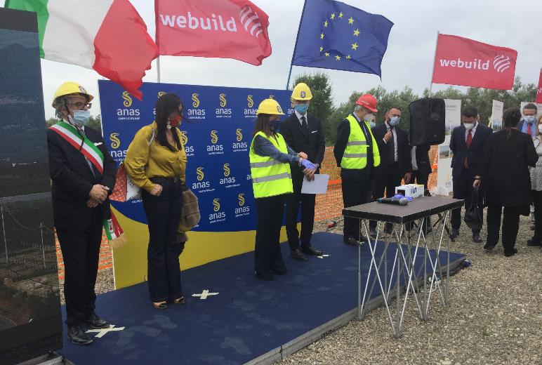 Avvio dei lavori del 3° Megalotto sulla statale 106 "Jonica" 19.05.20 (foto Anas) Avvio dei lavori del 3° Megalotto sulla statale 106 "Jonica" 19.05.20 (foto Anas)