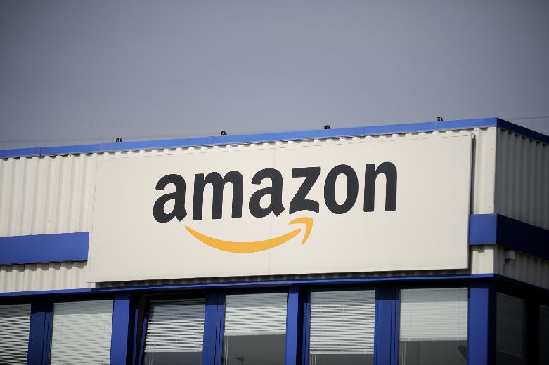 Amazon Firenze (Foto Imagoeconomica) Amazon Firenze (Foto Imagoeconomica)