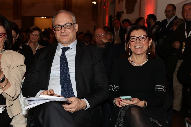 De Micheli Gualtieri (fonte foto Imagoeconomica 2020) De Micheli Gualtieri (fonte foto Imagoeconomica 2020)