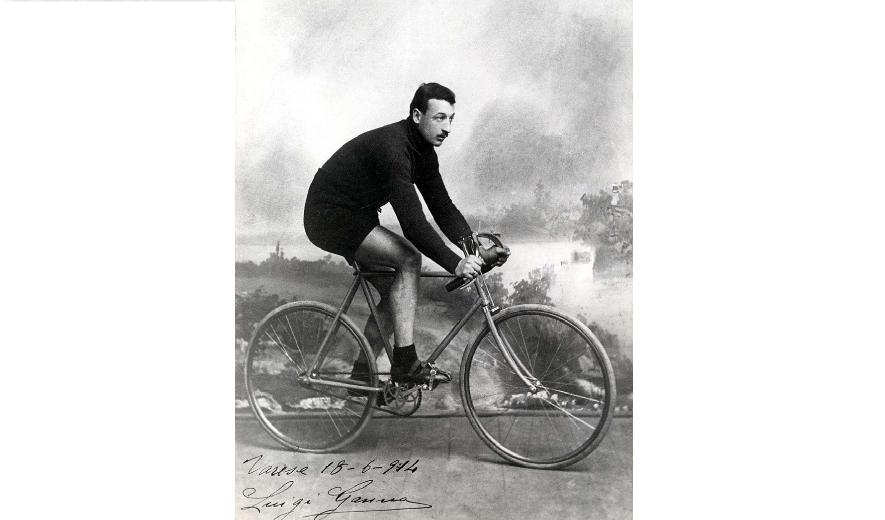 Luigi Ganna, vincitore della prima edizione del Giro d'Italia nel 1909 Luigi Ganna, vincitore della prima edizione del Giro d'Italia nel 1909