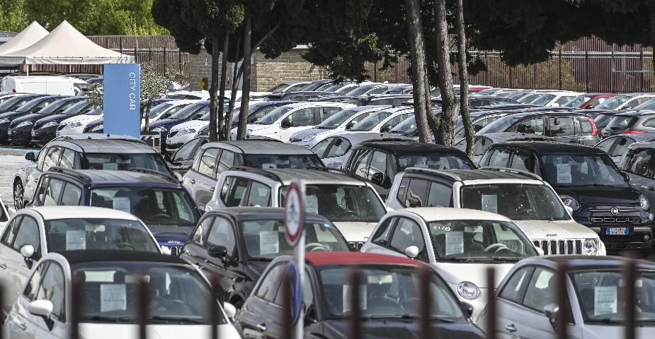 Crisisettorevenditeauto_fonteimagoeconomica2020 Crisisettorevenditeauto_fonteimagoeconomica2020