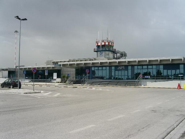 Foggia - Aeroporto civile "Gino Lisa"