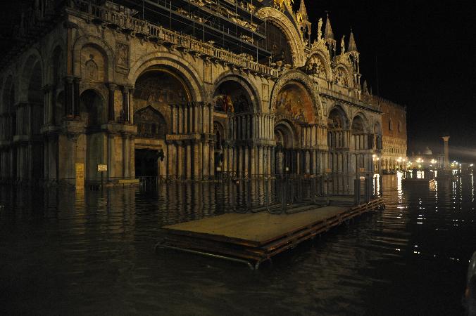 Venezia acqua alta 2009