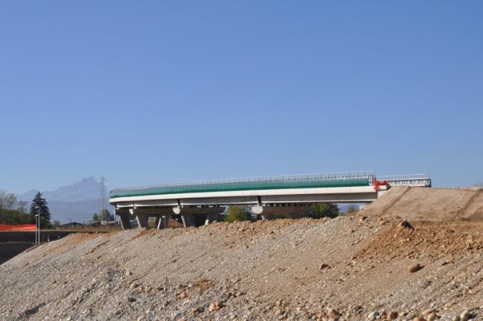 Asti Cuneo nuovo cavalcavia Asti Cuneo nuovo cavalcavia