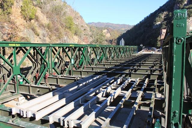 Il ponte in costruzione