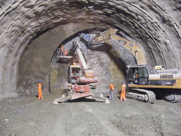 Galleria Gola della Rossa SS76