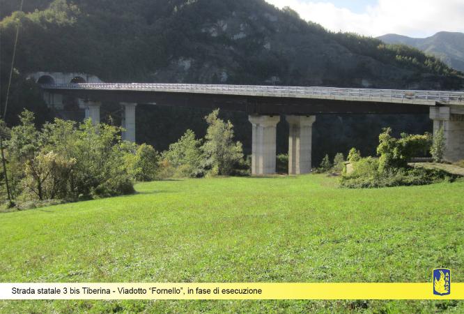 Strada statale 3 bis Tiberina - Viadotto Fornello in fase di esecuzione Strada statale 3 bis Tiberina - Viadotto Fornello in fase di esecuzione