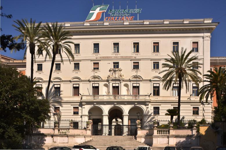 RFI: conclusi gli interventi in dieci stazioni ferroviarie al sud