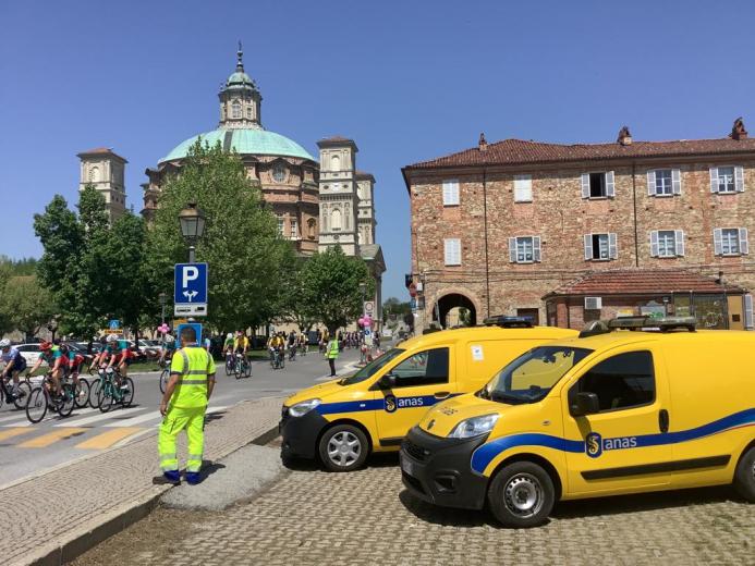 Le strade di Anas hanno fatto correre il Giro d’Italia  