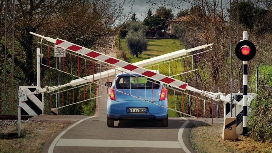 Passaggio-a-livello--(foto Polo Infrastrutture FS)