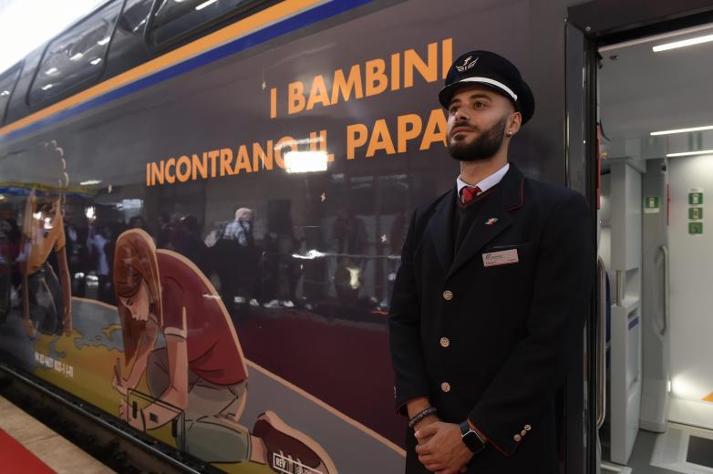 I bambini incontrano il Papa (foto Imagoeconomica)