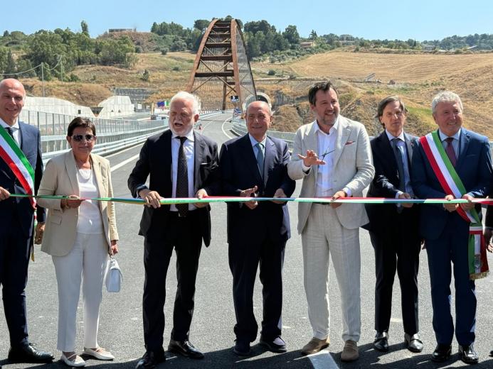 Sicilia: aperto al traffico sulla SS640 il ponte San Giuliano
