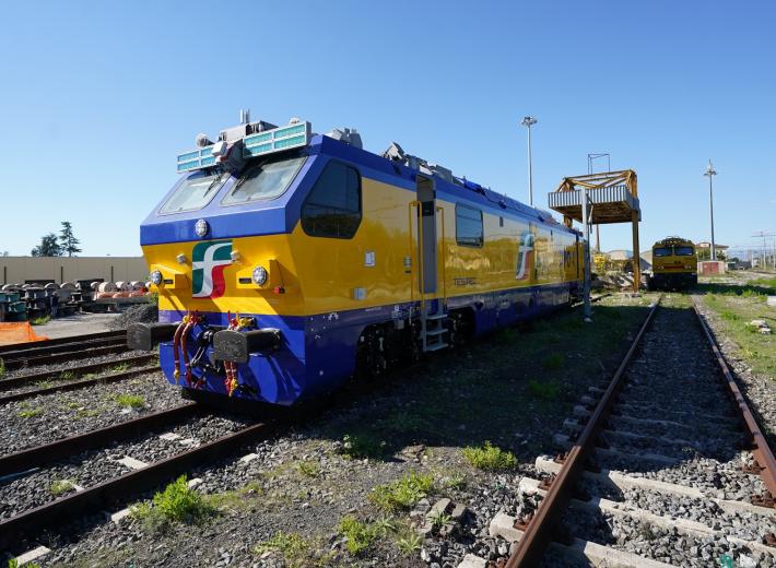 Treno Tipo 4 - 1.jpg