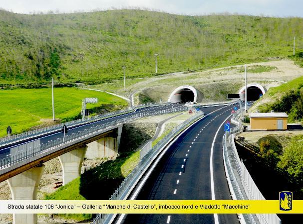 Strada statale 106 "Jonica " – Galleria "Manche di Castello", imbocco nord e Viadotto Macchine