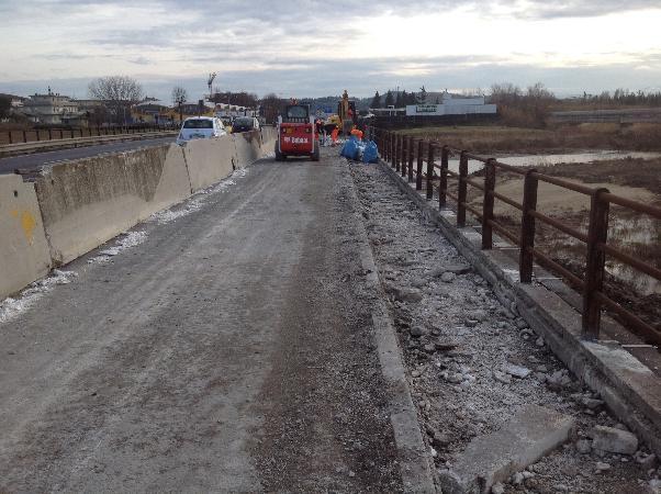 Cantiere del piano Anas di manutenzione sulla SS. 16 a Rimini