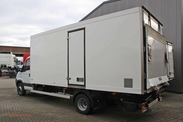 Furgone frigo logistica