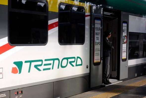 Trasporti, Maroni: favorevole ad aggregazione Atm-Trenord
